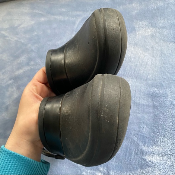 CROCS WOMEN’S MERCY WORK CLOG - Picture 5 of 12